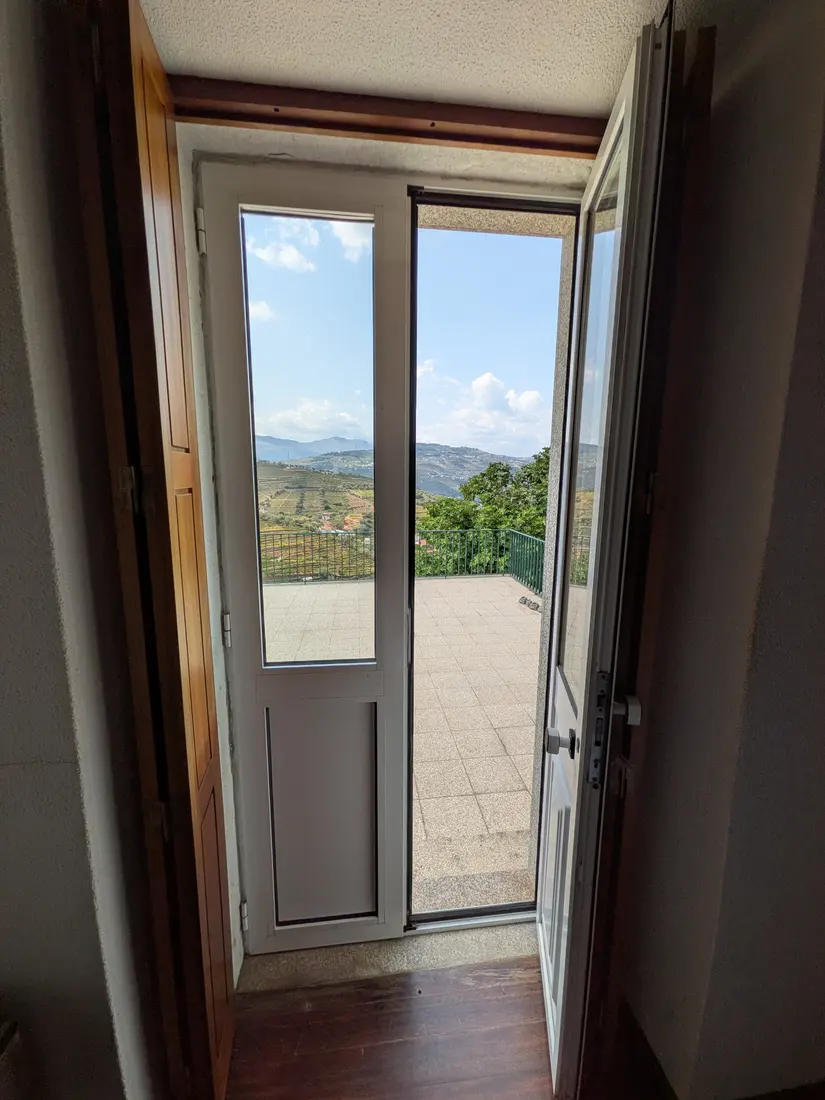 Glastür zur Dachterrasse